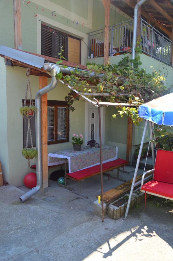 Apartman Km Dordevic Soko Banja Exterior photo